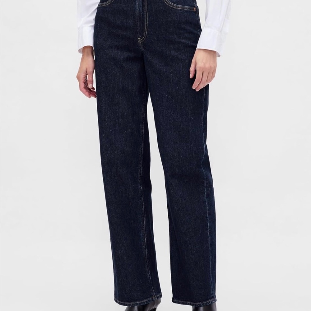 GAP Women's Navy Straight Leg Jeans - Picture 2 of 4